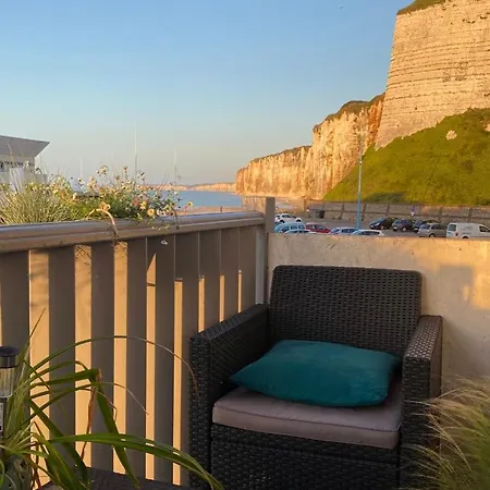 St Valery En Caux, Vue Et Falaise: Le Bleu De Lo * Saint-Valery-en-Caux